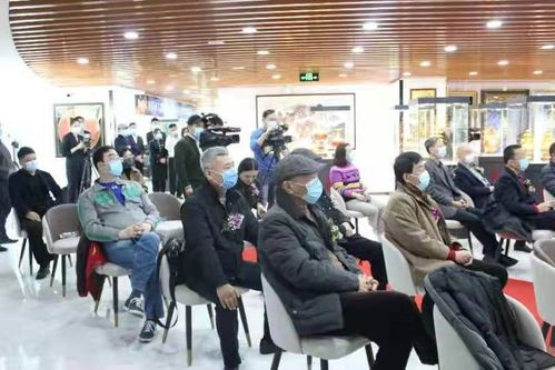 北京工美集团工艺品厂席闻大师历年获奖作品巡展首展在京举行